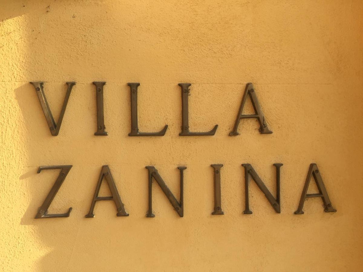 Villa Zanina Sonia Apartment Пескьера-дель-Гарда Экстерьер фото