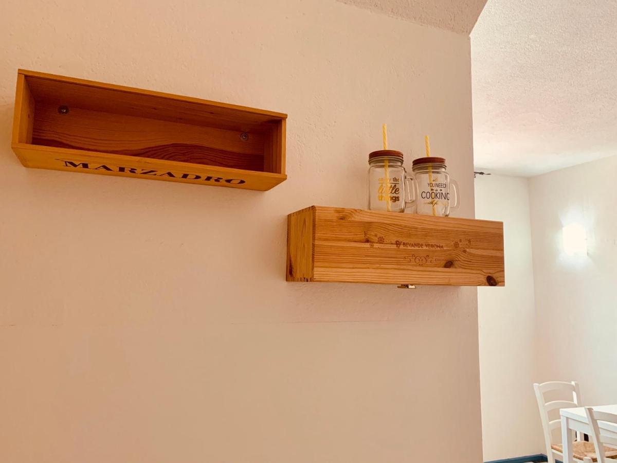 Villa Zanina Sonia Apartment Пескьера-дель-Гарда Экстерьер фото