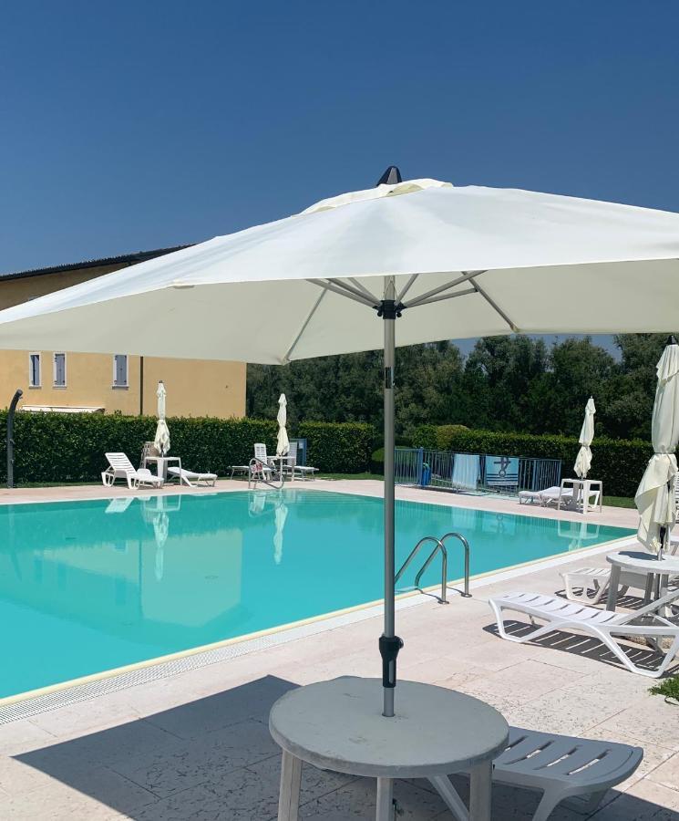 Villa Zanina Sonia Apartment Пескьера-дель-Гарда Экстерьер фото